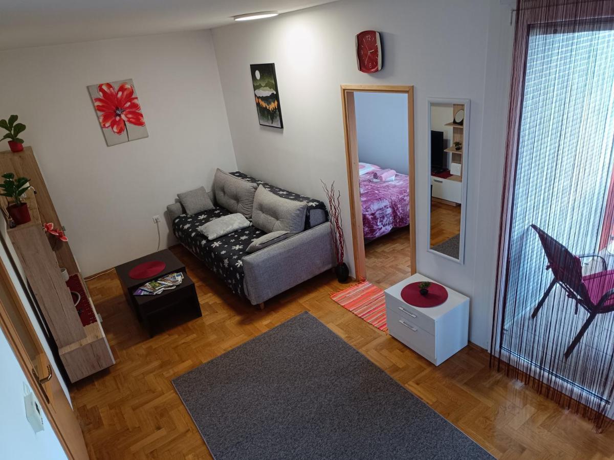 Apartman Ante Gospic Exterior photo